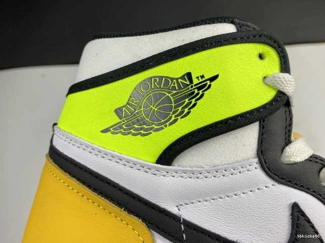 Cheap TBkick HIGH OG 1 'VOLT JORDAN RETRO AIR GOLD' 555088-118 0802